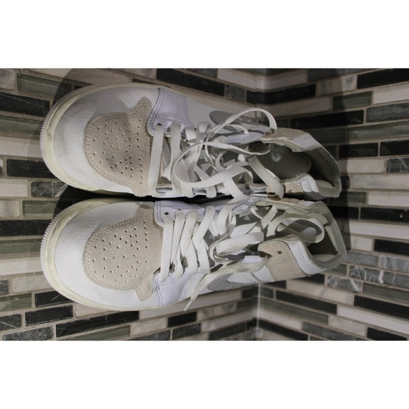 Air Jordan 1 Mid SE Craft Men\'s Shoes Size 8 main image 7